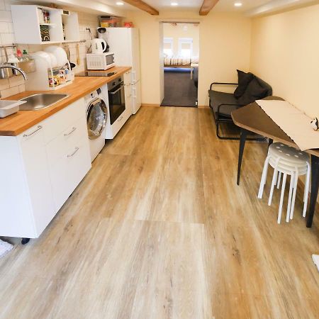 Low Ceiling Apartment Riga Luaran gambar
