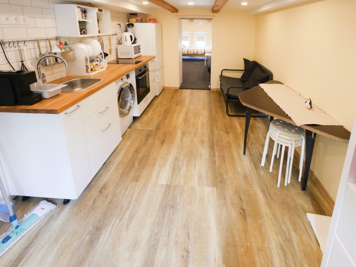Low Ceiling Apartment Riga Luaran gambar